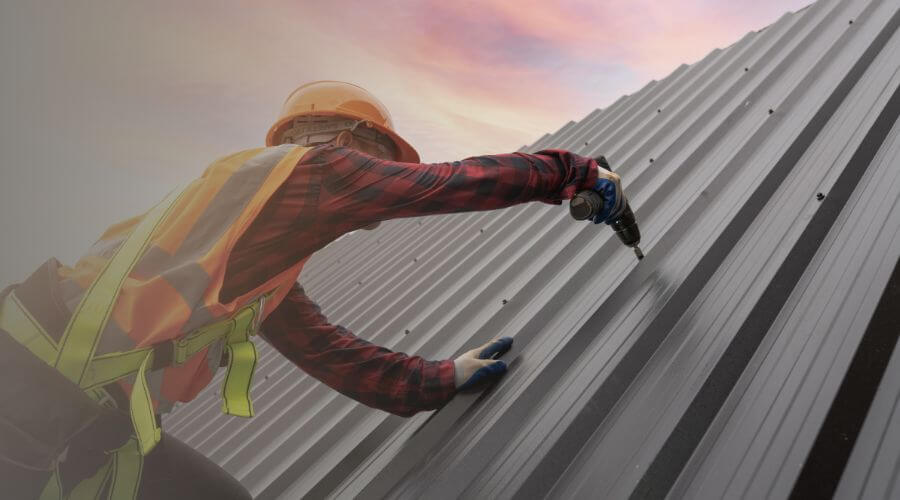 Professional gutter cleaning in Martin, TN